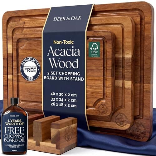 Image of Deer & Oak 3-Piece Acacia Chopping Board Set with Stand, Includes 250ml Chopping Board Oil, FSC Certified Pre-Oiled Wooden Chopping Boards for Kitchens, Hardwood Kitchen Chopping Boards for Meat