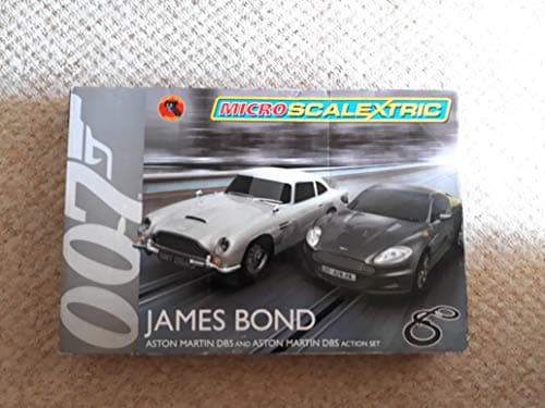 Image of Scalextric 1:64 Scale Micro James Bond Set