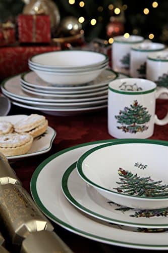 Image of Spode Christmas Tree 16 Piece Dinner Set
