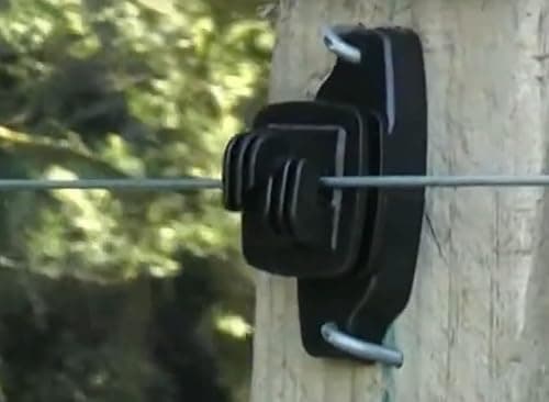 Image of Strainrite Joule Shield Wood Post Claw Insulator, Pack of 25 Black Premium Insulator with 100% Greater Insulation