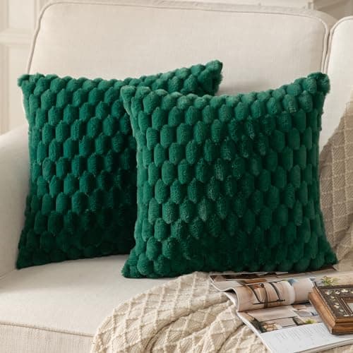 Image of Mandioo Pack of 2 Dark Green Super Soft Plush Decorative Cushion Covers 16x16 inch 40x40 cm Wool Velvet Throw Pillow Covers cases Faux Fur fluffy Couch Sofa Bed Livingroom