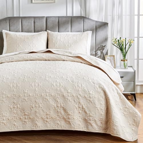 Image of Qucover Bedspreads King Size Soft Lightweight Summer Bedspread Vintage Flower Parrten Breathable Polyester Ultrasonic Quilting Technology Coverlet Set with Pillow Shams, Beige 270x243cm