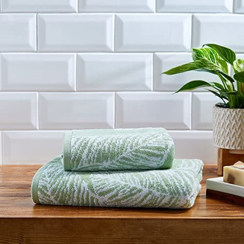 Image of Fusion Bathroom - Matteo - Jacquard Bath Towel - 70 x 130cm in Khaki