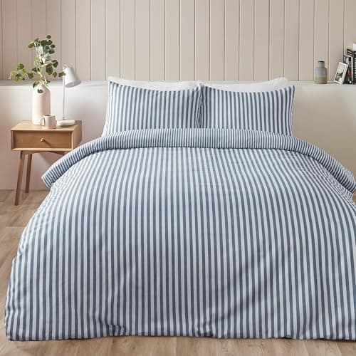 Image of Catherine Lansfield Brushed Stripe Cotton Reversible King Duvet Cover Set with Pillowcases Blue