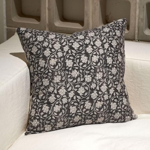 Image of DOMVITUS Floral Pillow Covers 18x18, Throw Pillows for Couch, Floral Print Pillow Cover, Decorative Neutral Accent Throw Pillow Covers for Living Room, 1PC, Black