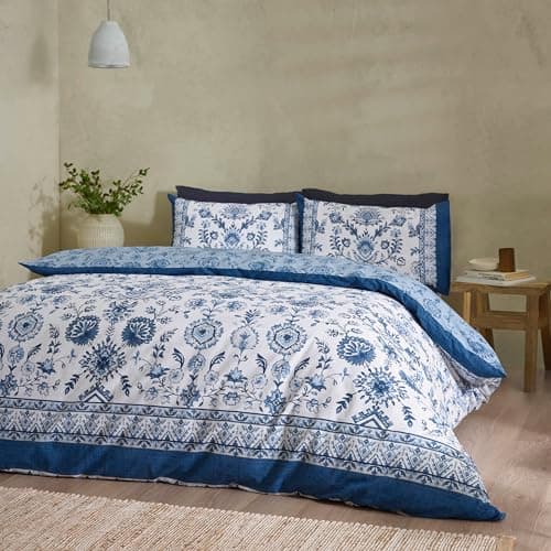 Image of Catherine Lansfield Zoukara Floral Reversible Double Duvet Cover Set with Pillowcases Blue