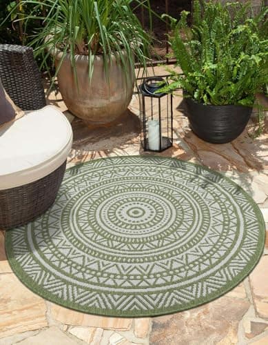 Image of the carpet Mistra Robust Outdoor Rug, Modern, Weatherproof and UV-Resistant, for Balcony, Patio and Conservatory, but also Suitable for the Kitchen, Flatwoven, Green, 120 x 120 cm, Round