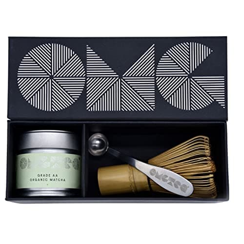 Image of OMGTea GIFT SET Organic Japanese Matcha Green Tea Powder. Ceremonial. 30g/30 servings. Includes Handmade Bamboo Whisk and OMGTea measuring Spoon. (Ceremonial AA Grade Set)