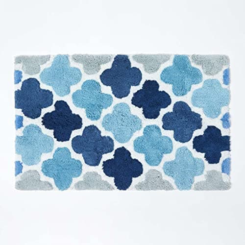 Image of HOMESCAPES Super Absorbent Soft ‘Salcombe’ Blue, Grey and White 100% Cotton Bathmat with Geometric Pattern and Non Slip Latex Backing, 50 x 80 cm Large Shower Mat Machine Washable