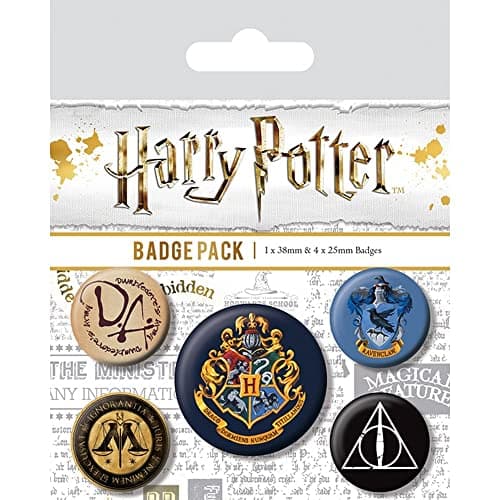 Image of Pyramid International BP80485 Harry Potter Hogwarts Badge, Multi-Colour, 10 x 12.5 x 1.3 cm