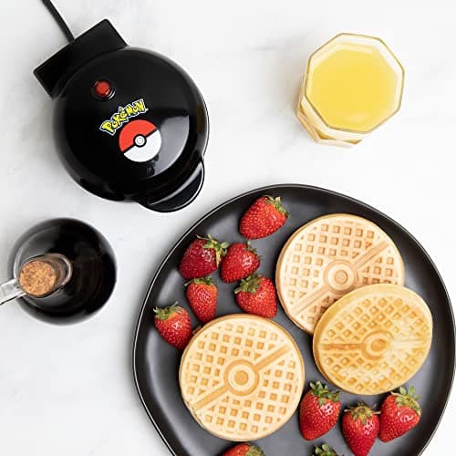Image of Uncanny Brands Pokemon Pokeball Mini Waffle Maker - UK Plug