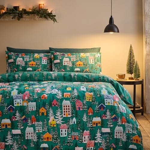 Image of Catherine Lansfield Christmas Festive Forest Reversible Double Duvet Cover Set with Pillowcases Green