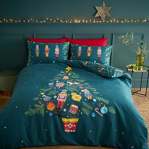 Image of Catherine Lansfield Christmas Nutcracker Reversible Single Duvet Cover Set with Pillowcase Green
