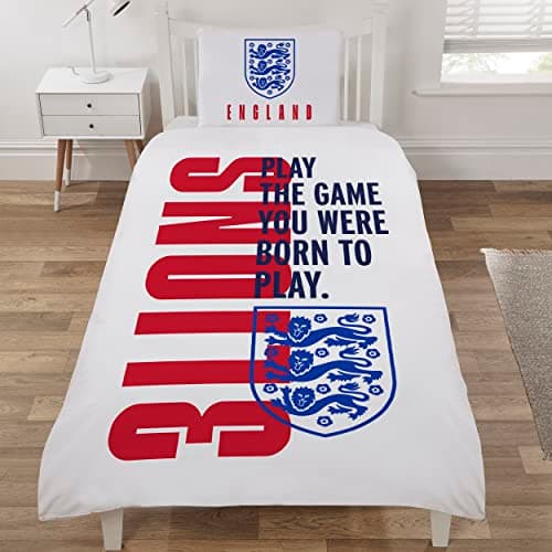 Image of Coco Moon Official England Born To Play Soft Reversible Football Duvet Bedding Set With Pillow Cases Perfect Kids Bedroom Accessories (Single)
