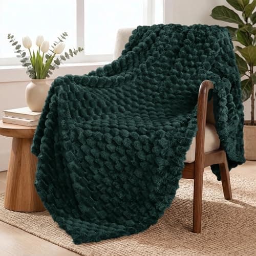 Image of Exclusivo Mezcla Extra Large Soft Fleece Throw Blanket, 127x178 CM Stylish Jacquard Throw Blanket for Couch, Fuzzy Cozy Lightweight for All Season, Forest Green