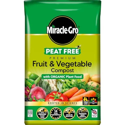 Image of Miracle-Gro PEAT FREE Premium Fruit & Vegetable Compost with Organic Plant Food, 40 litre