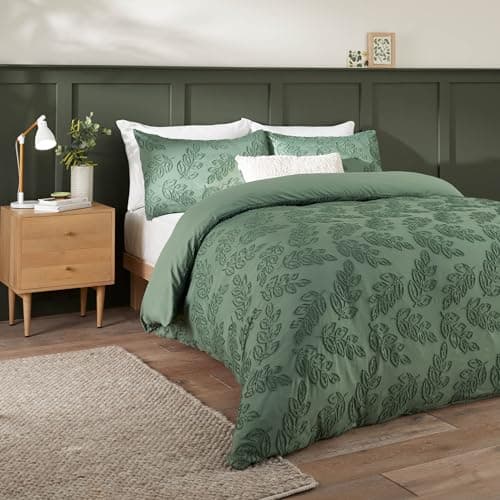 Image of Duvet Day Seville Leaf Duvet Cover Set – Tufted Soft Touch Leaf Design with Easy-Care Finish (Green - Double)