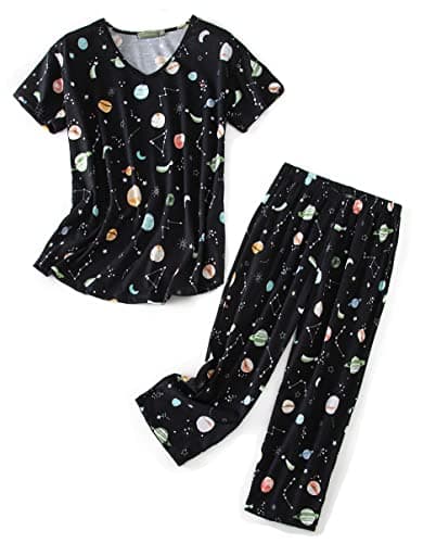 Image of CHUNG Women Cotton Blend Pyjamas Set Short Sleeve Top Capri Pants Plus Size S-3XL Sleepwear Nighties Color Planet,3XL