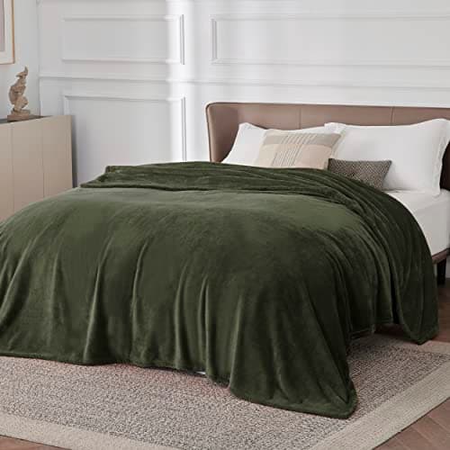 Image of Bedsure Fleece Blanket King Size - Soft Cosy Fluffy Throw Blankets for Bed, Warm Large Throws for Audlts, Olive Green, 270x230 cm