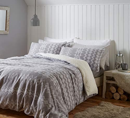 Image of Catherine Lansfield Alpine Fleece Single Duvet Set Grey