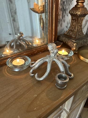 Image of Elegant Silver Octopus Candle Holder, Detailed Homeware Piece, 14cmx14cmx8cm
