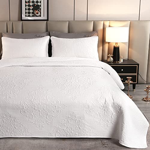 Image of Qucover White Bedspread King Size, 3-Piece Polyester Breathable Floral Pattern Ultrasonic Quilting Technology Lightweight Summer Bedspreads with Pillow Shams, 240x260cm