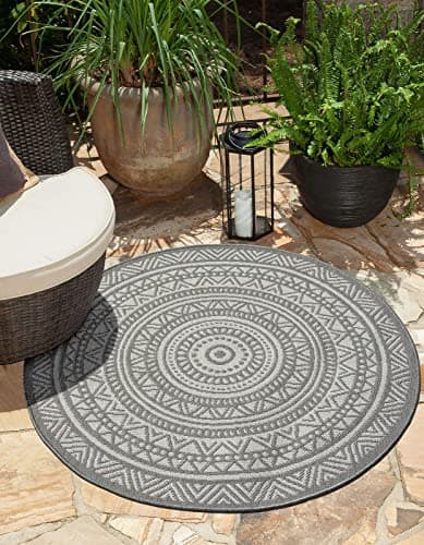 Image of the carpet Mistra Robust Outdoor Rug, Modern, Weatherproof and UV-Resistant, for Balcony, Patio and Conservatory, but also Suitable for the Kitchen, Flatwoven, Grey, 120 x 120 cm, Round