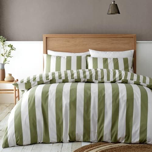Image of Catherine Lansfield Cove Stripe Reversible Double Duvet Cover Set with Pillowcases Green