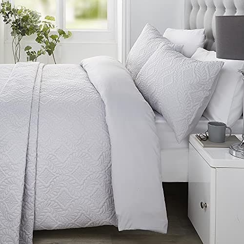 Image of Serene - Gianna - Pinsonic Duvet Cover Set - Single Bed Size in Silver