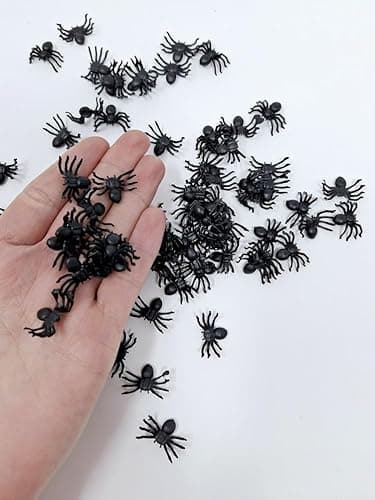 Image of 70 Realistic Plastic Spiders, Creepy Crawlies for Halloween Table Decoration, Prank