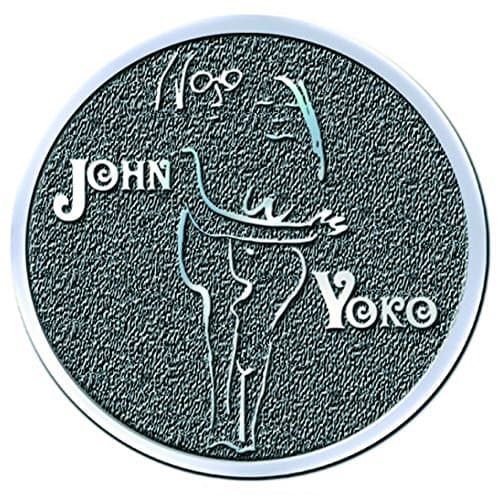 Image of John Lennon Pin Badge: John & Yoko Embrace