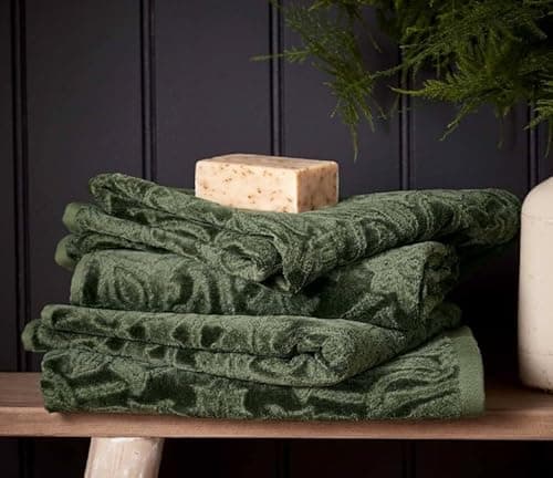 Image of Morris & Co William St James Hand Towel In Green (50cm x 90cm)