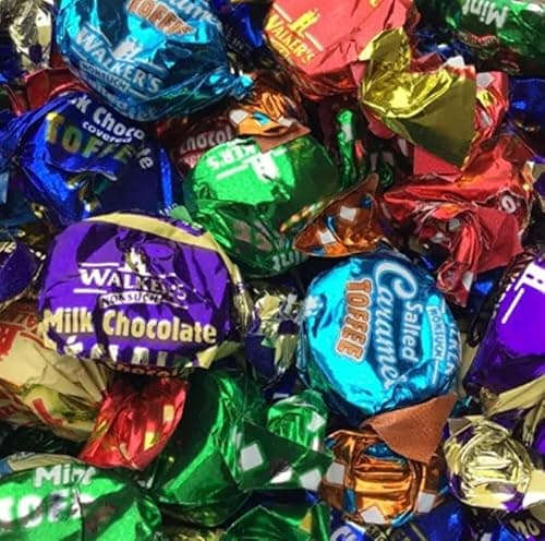 Image of Walkers Assorted Toffees and Chocolate Eclairs, 500 g in Premier Life Store Box