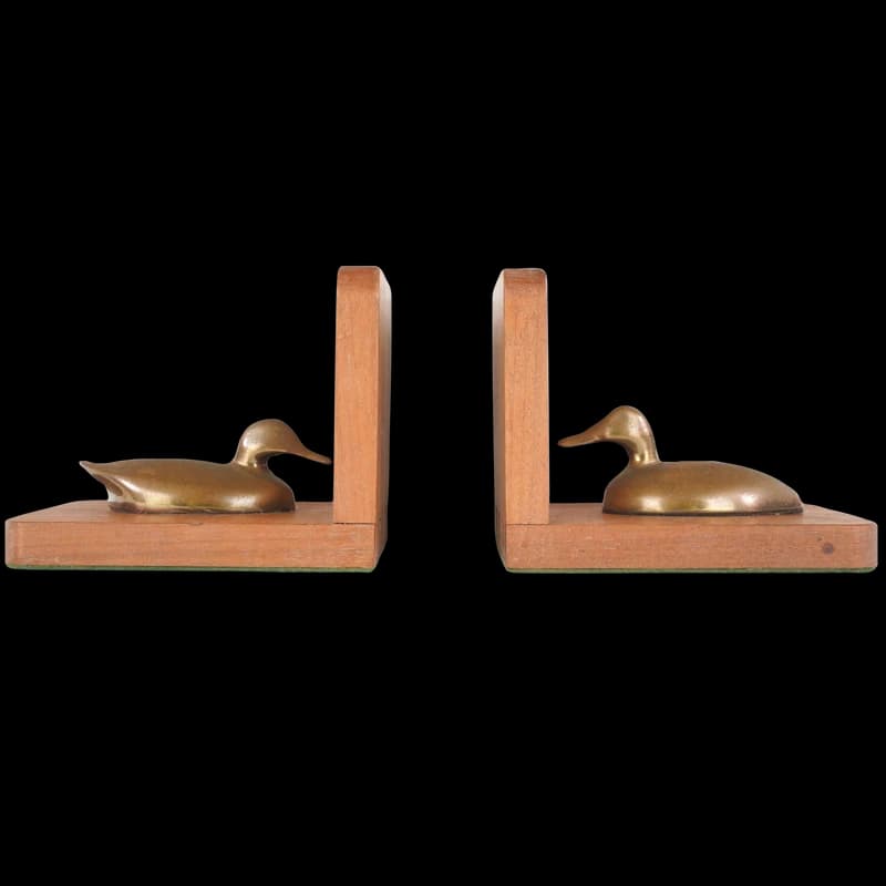 Bookends category