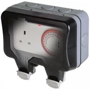 Masterplug 13A Nexus Storm Weatherproof Time Controlled Switch
