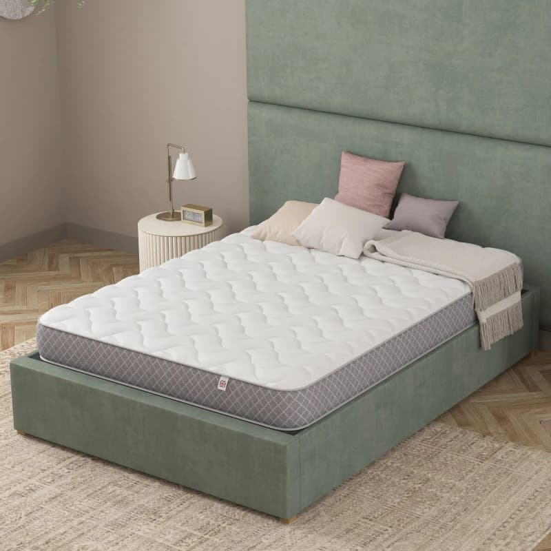 Catherine Lansfield Catherine Lansfield Tranquil Nights Hybrid Mattress in White Size: King White King Unisex 5057632303721