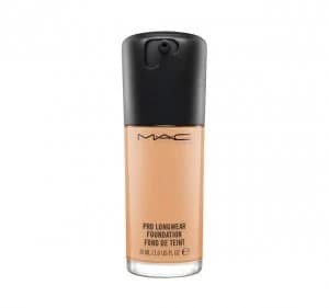 MAC PRO LONGWEAR FOUNDATION Nw22