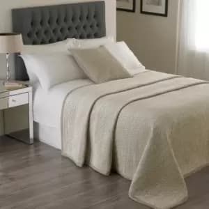 Brooklands Bedspread Champagne