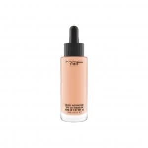 MAC Studio Waterweight SPF 30 Foundation Nw25