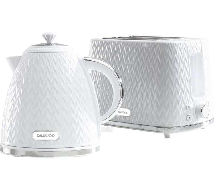 Image of Daewoo SDA1830GE Argyle Jug Kettle & 2 Slice Toaster Bundle
