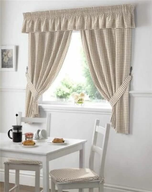 Image of Alan Symonds - Gingham Kitchen Curtains Red 46 x 54' 12399343