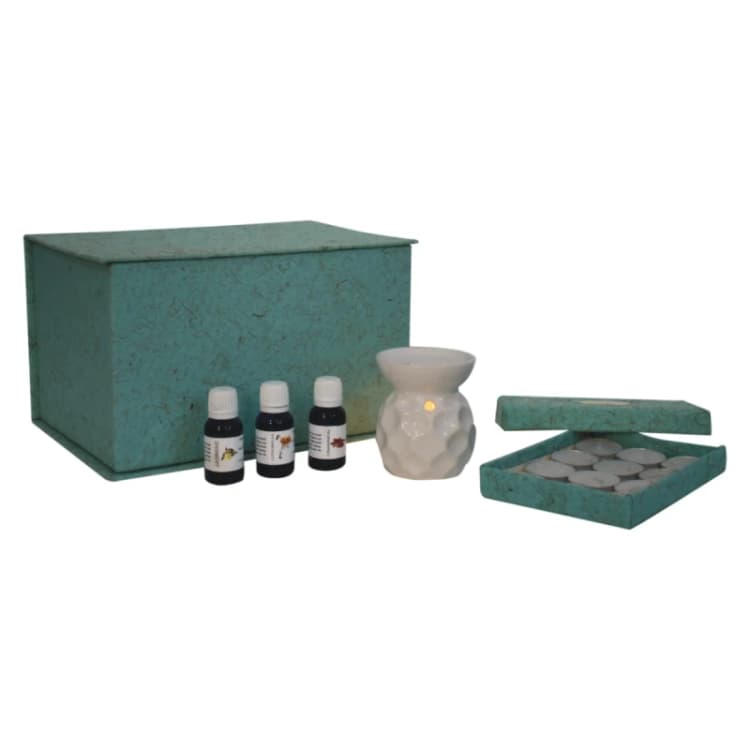 Image of Artisan Furniture Artisan Furniture Taya White Oil Burner Set