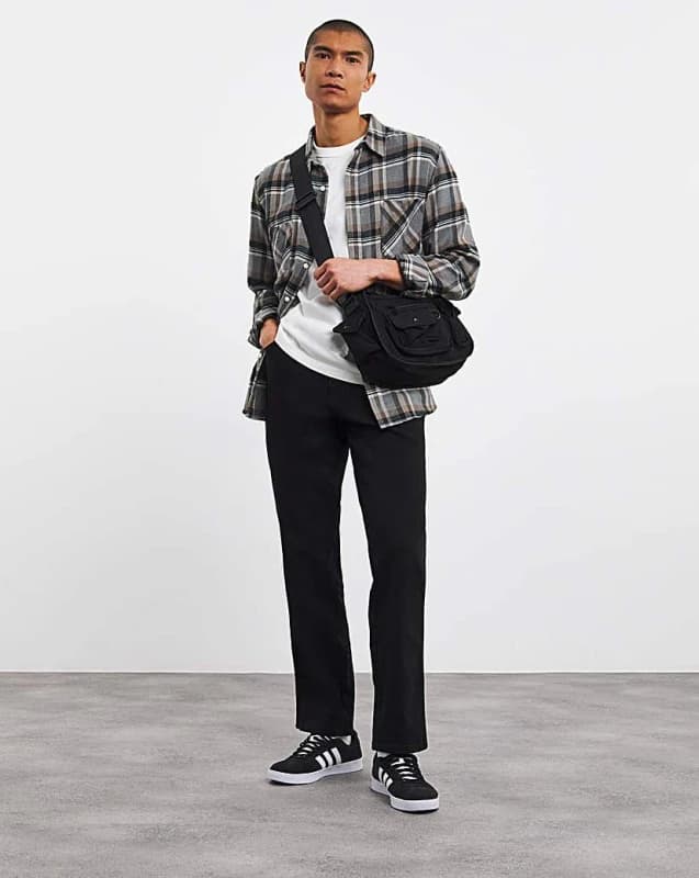 Image of Wrangler Wrangler Texas Straight Fit Jean - Black - Wrangler - Size: 42R Black Male 42R IK29412