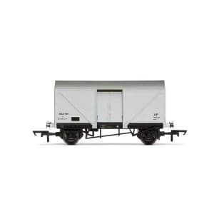 Image of Hornby BR 12T Fish Van E87314 Era 6 Model Train