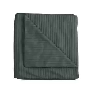 Image of Bedeck of Belfast Nadir Velvet Throw, Green
