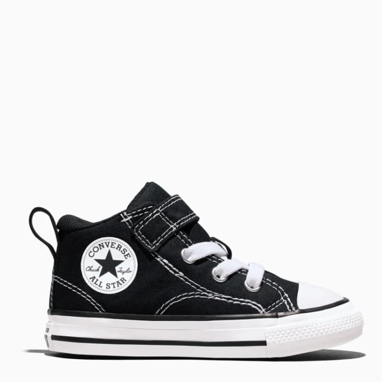 Image of Converse Black & white all star malden Boys Toddler trainers Black/White UK 7 (EU 23)