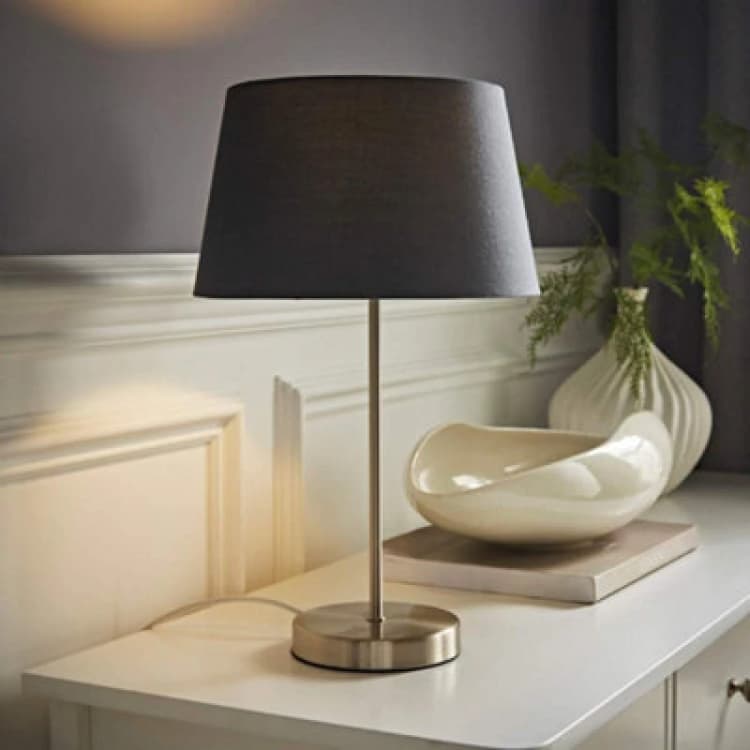 Image of ValueLights Charlie Silver Table Lamp Silver unisex