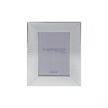 Image of Ridged Silver Plated Photo Frame (4 x 6)