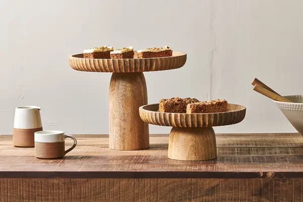 Image of nkuku Gavivi Mango Wood Stand Serveware Natural Small