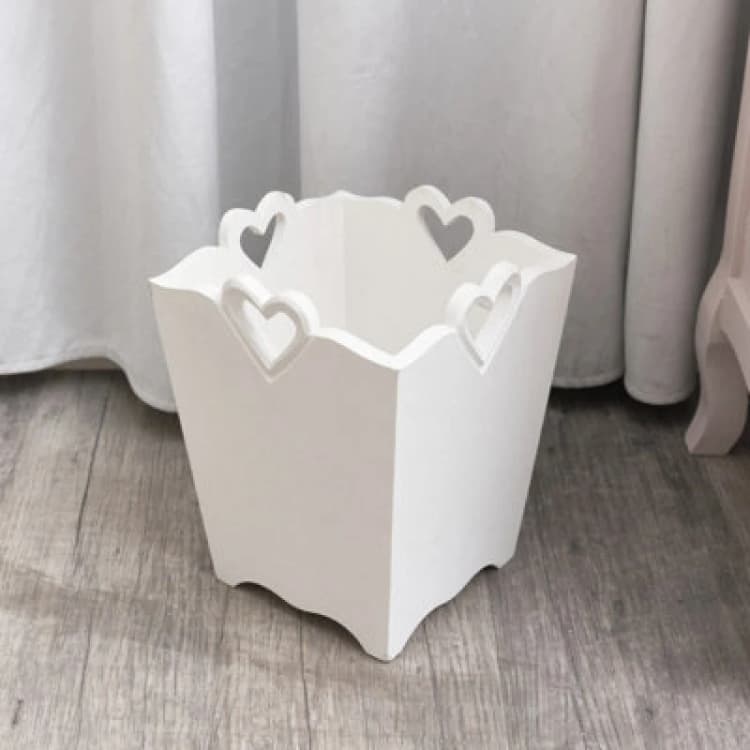 Image of Melody Maison White Wooden Bin With Heart Cut Out White unisex